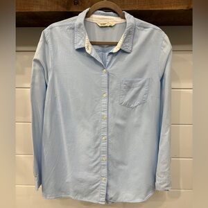 Old Navy Button Up Top